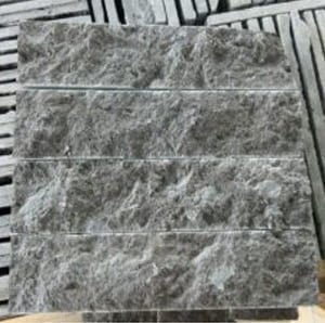 Melly grey split face Melly grey split face